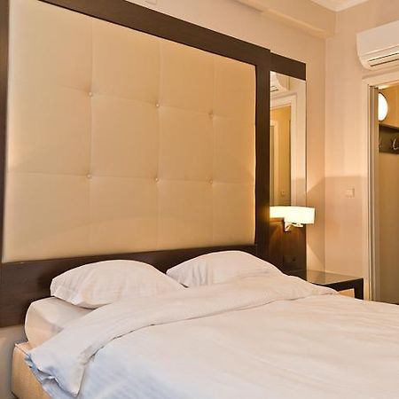 Hotel Plasky Schaerbeek Eksteriør bilde